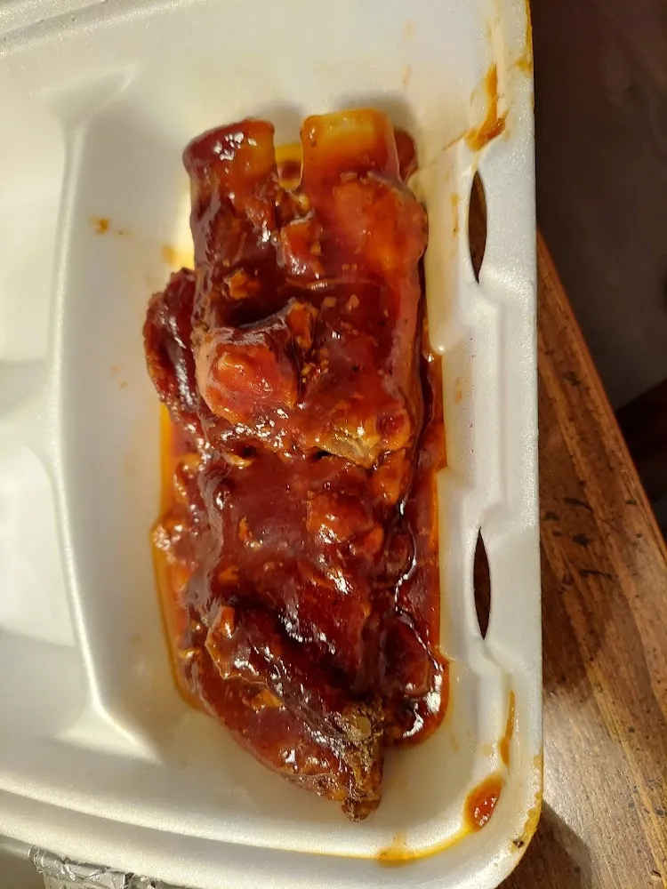 BBQ Ribs Side View